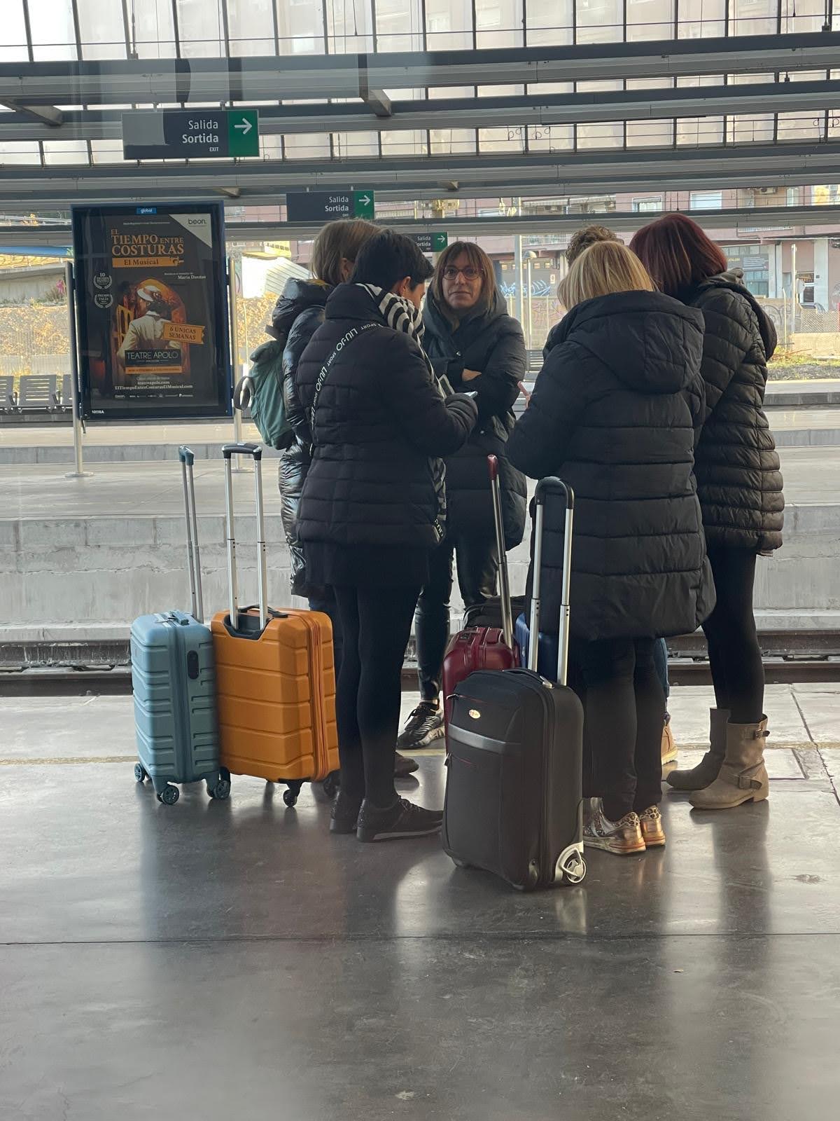 Taxi privado en Tàrrega para estación de tren y viajes con equipaje
